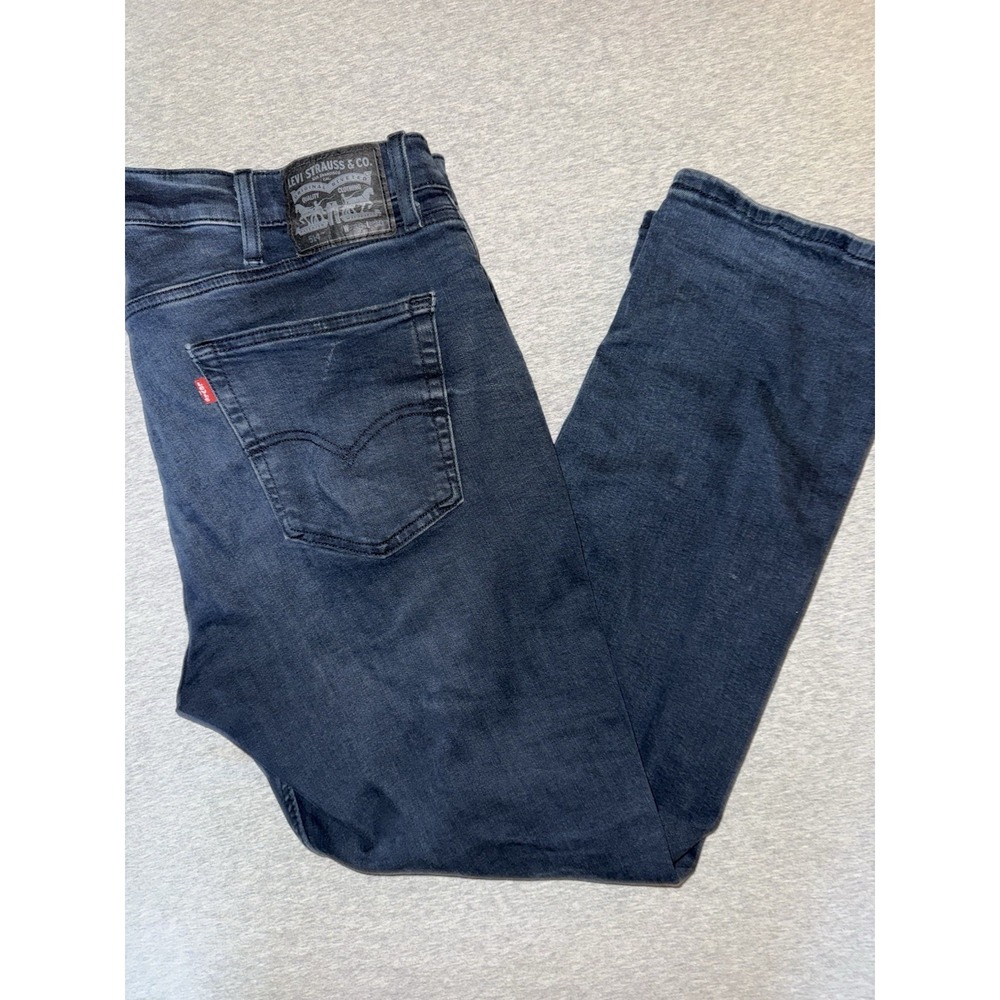 Levi 514 Mens Jeans Size 38x30 Blue Dark Wash Straight Leg Very Soft Feel